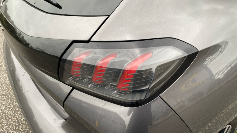 Peugeot 208 1.2 PureTech 100 Allure Premium + 5dr Petrol Hatchback